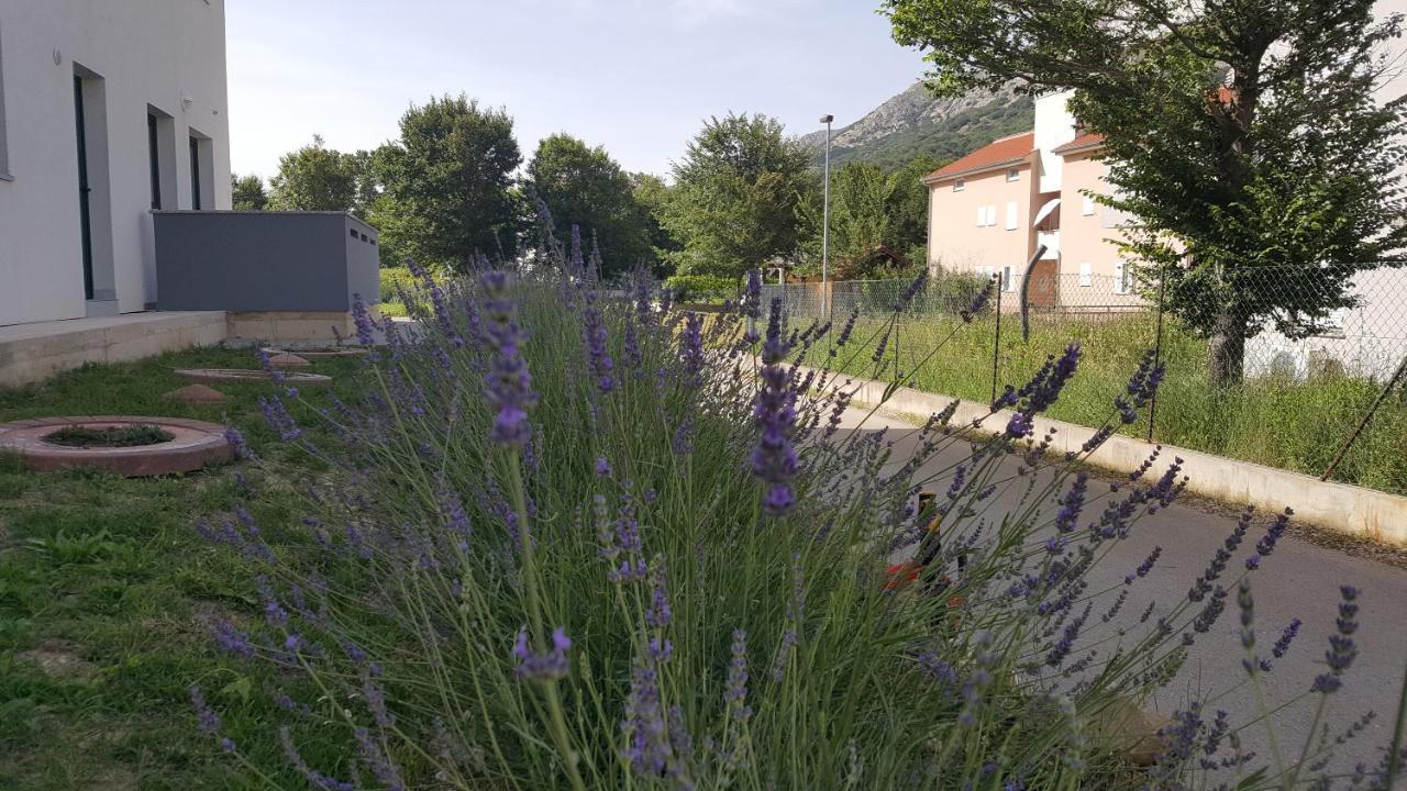 Studios Artemis Baška Extérieur photo